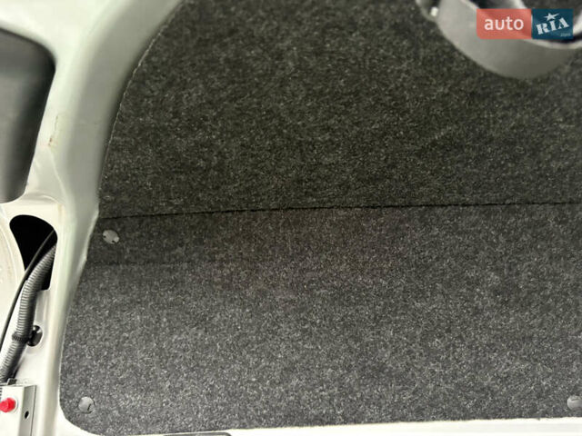 Сірий Тойота Королла, об'ємом двигуна 1.6 л та пробігом 85 тис. км за 12450 $, фото 43 на Automoto.ua