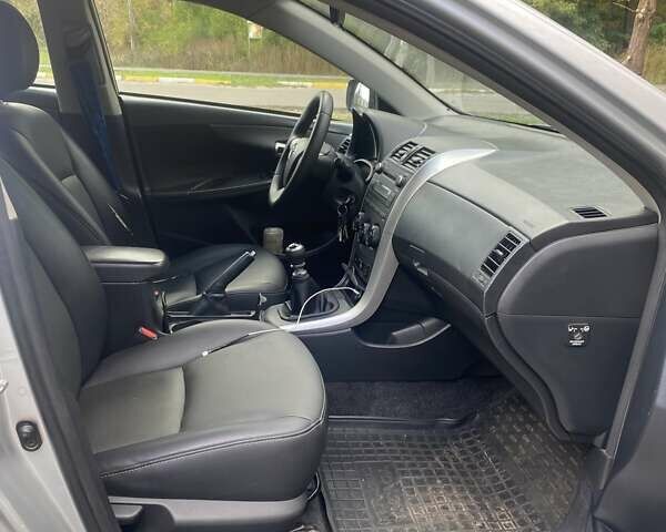 Серый Тойота Королла, объемом двигателя 1.33 л и пробегом 232 тыс. км за 7150 $, фото 9 на Automoto.ua