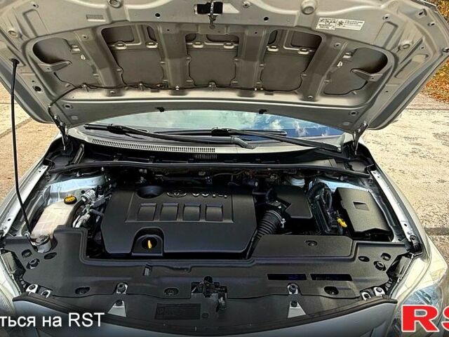 Серый Тойота Королла, объемом двигателя 1.6 л и пробегом 83 тыс. км за 10800 $, фото 12 на Automoto.ua