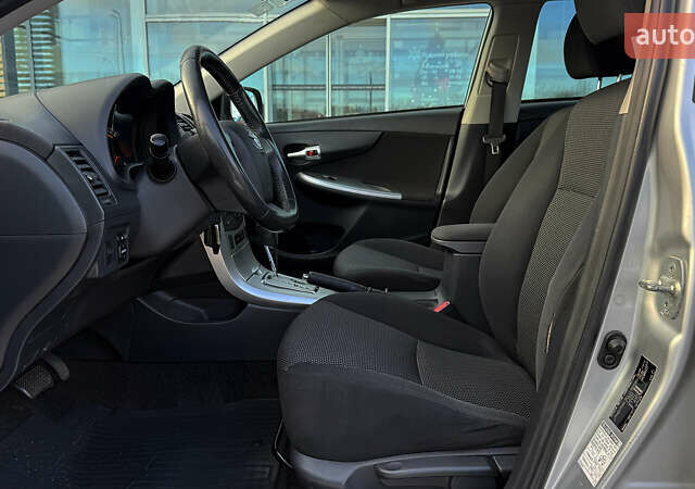 Серый Тойота Королла, объемом двигателя 1.6 л и пробегом 197 тыс. км за 8700 $, фото 11 на Automoto.ua