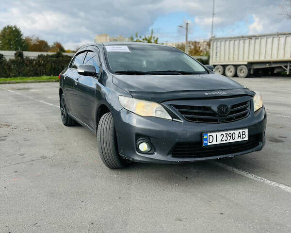 Серый Тойота Королла, объемом двигателя 1.6 л и пробегом 280 тыс. км за 7150 $, фото 2 на Automoto.ua