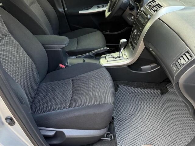 Серый Тойота Королла, объемом двигателя 1.6 л и пробегом 83 тыс. км за 10800 $, фото 15 на Automoto.ua