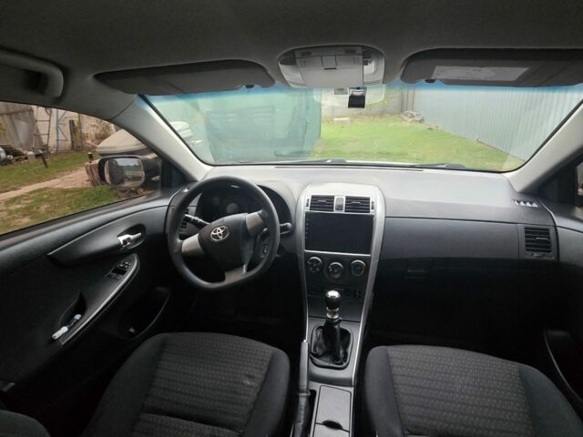 Серый Тойота Королла, объемом двигателя 1.3 л и пробегом 250 тыс. км за 5700 $, фото 7 на Automoto.ua