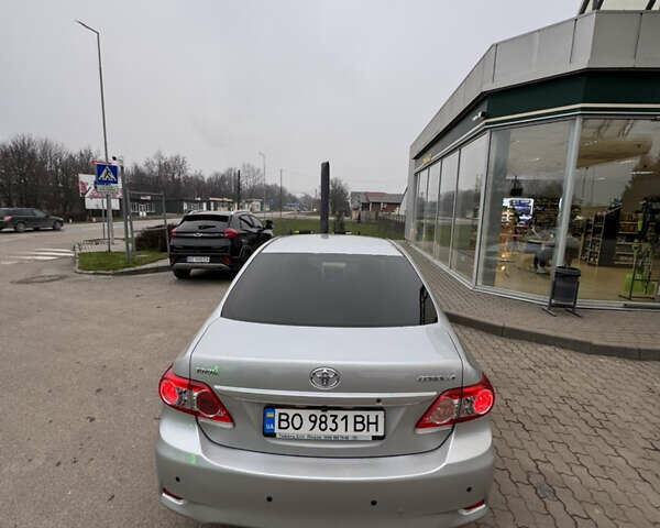 Сірий Тойота Королла, об'ємом двигуна 1.33 л та пробігом 149 тис. км за 7000 $, фото 4 на Automoto.ua