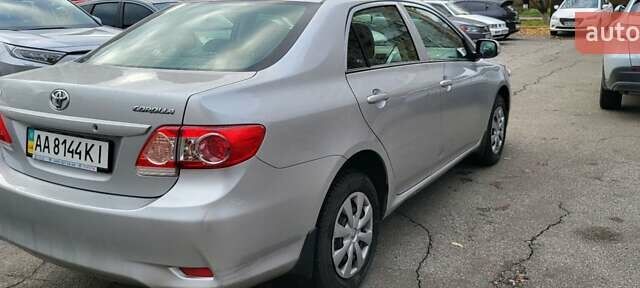 Серый Тойота Королла, объемом двигателя 1.33 л и пробегом 65 тыс. км за 9888 $, фото 2 на Automoto.ua
