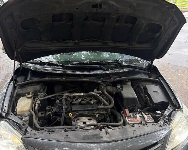 Сірий Тойота Королла, об'ємом двигуна 1.33 л та пробігом 260 тис. км за 6500 $, фото 9 на Automoto.ua