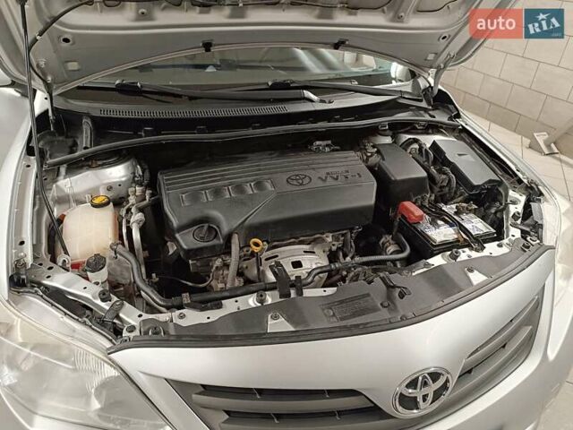 Сірий Тойота Королла, об'ємом двигуна 1.33 л та пробігом 147 тис. км за 9000 $, фото 30 на Automoto.ua
