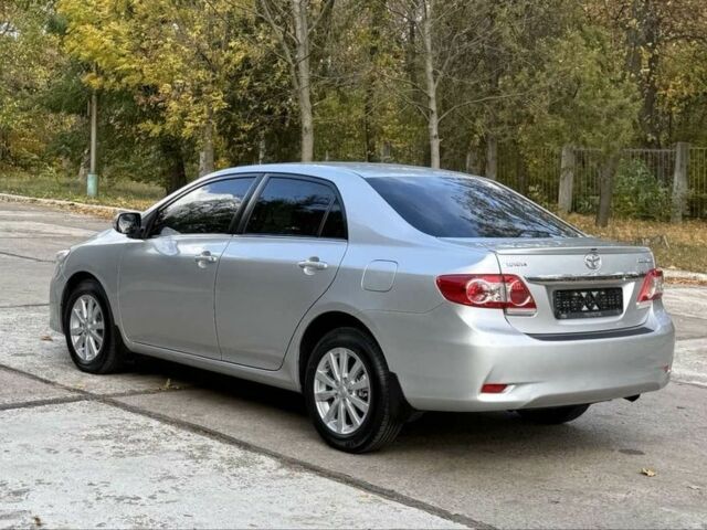 Серый Тойота Королла, объемом двигателя 1.6 л и пробегом 83 тыс. км за 10800 $, фото 9 на Automoto.ua