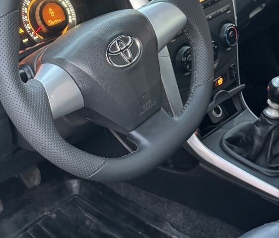 Серый Тойота Королла, объемом двигателя 0 л и пробегом 178 тыс. км за 7500 $, фото 4 на Automoto.ua