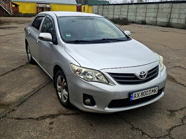 Серый Тойота Королла, объемом двигателя 1.6 л и пробегом 230 тыс. км за 7500 $, фото 7 на Automoto.ua