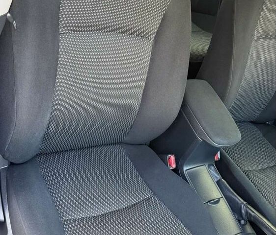 Серый Тойота Королла, объемом двигателя 1.6 л и пробегом 83 тыс. км за 10800 $, фото 17 на Automoto.ua