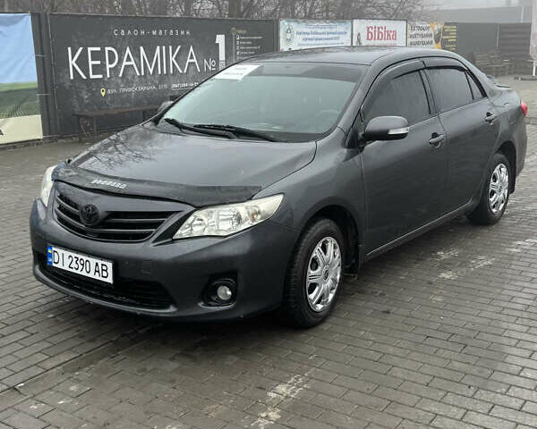 Серый Тойота Королла, объемом двигателя 1.6 л и пробегом 283 тыс. км за 6900 $, фото 5 на Automoto.ua