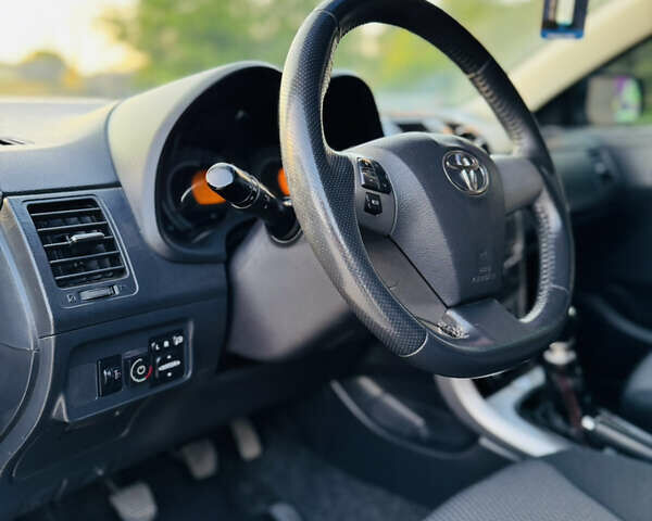 Сірий Тойота Королла, об'ємом двигуна 1.6 л та пробігом 280 тис. км за 6899 $, фото 28 на Automoto.ua