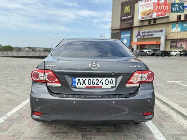 Серый Тойота Королла, объемом двигателя 1.6 л и пробегом 174 тыс. км за 10000 $, фото 7 на Automoto.ua