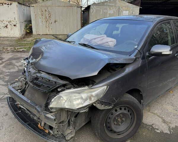 Сірий Тойота Королла, об'ємом двигуна 1.33 л та пробігом 258 тис. км за 4700 $, фото 3 на Automoto.ua