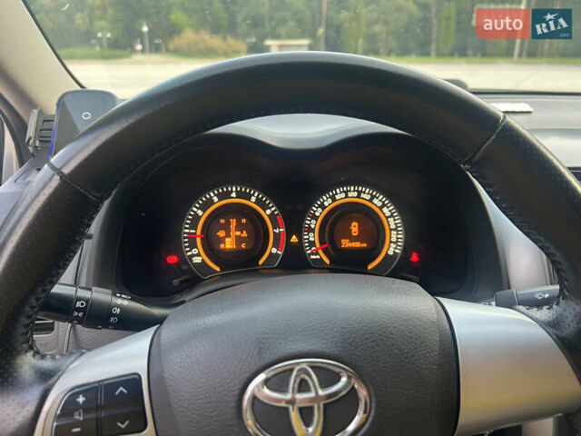 Сірий Тойота Королла, об'ємом двигуна 1.6 л та пробігом 234 тис. км за 8500 $, фото 11 на Automoto.ua