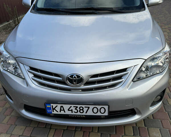 Серый Тойота Королла, объемом двигателя 1.6 л и пробегом 179 тыс. км за 8450 $, фото 3 на Automoto.ua