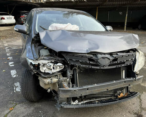 Сірий Тойота Королла, об'ємом двигуна 1.33 л та пробігом 258 тис. км за 4700 $, фото 2 на Automoto.ua