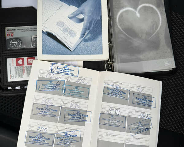 Серый Тойота Королла, объемом двигателя 1.6 л и пробегом 167 тыс. км за 10900 $, фото 8 на Automoto.ua