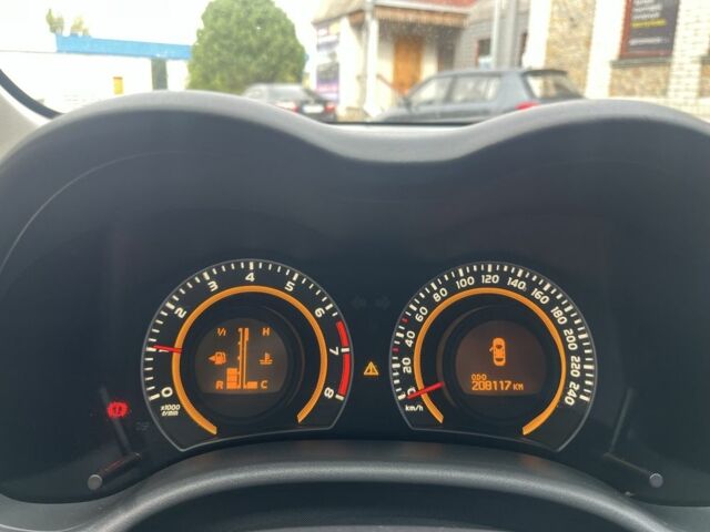 Серый Тойота Королла, объемом двигателя 1.6 л и пробегом 208 тыс. км за 8800 $, фото 14 на Automoto.ua