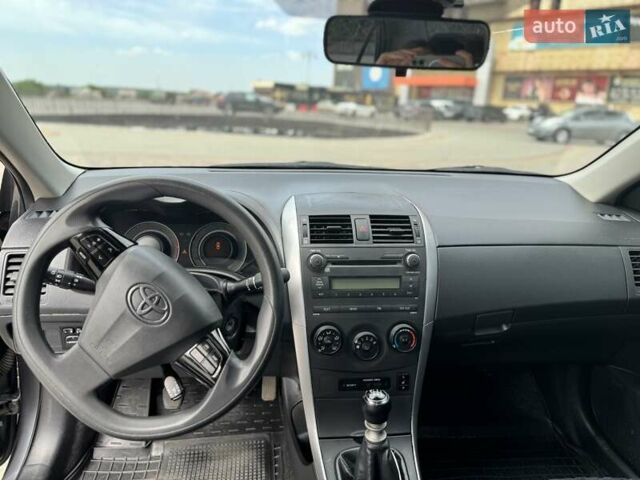 Серый Тойота Королла, объемом двигателя 1.6 л и пробегом 174 тыс. км за 10000 $, фото 11 на Automoto.ua