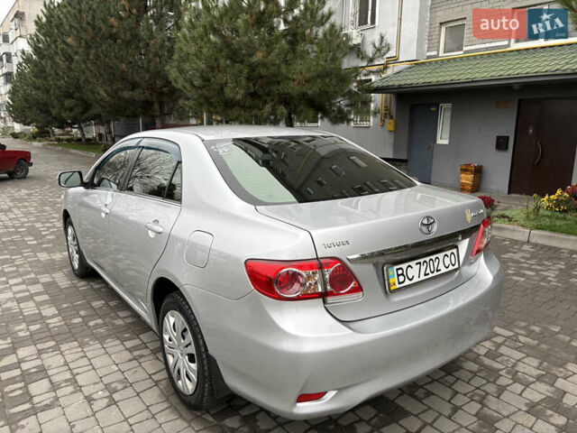 Сірий Тойота Королла, об'ємом двигуна 1.6 л та пробігом 85 тис. км за 12450 $, фото 6 на Automoto.ua