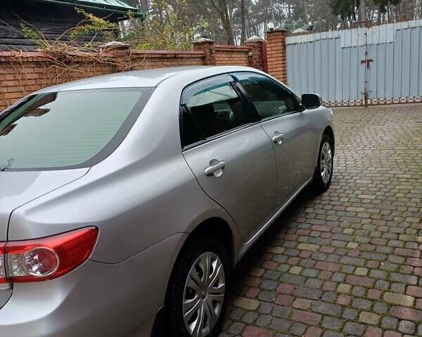 Серый Тойота Королла, объемом двигателя 1.6 л и пробегом 85 тыс. км за 11500 $, фото 16 на Automoto.ua