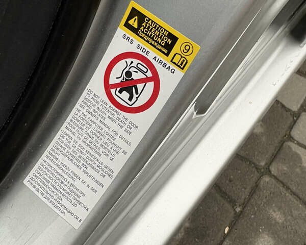 Сірий Тойота Королла, об'ємом двигуна 1.6 л та пробігом 85 тис. км за 12450 $, фото 47 на Automoto.ua