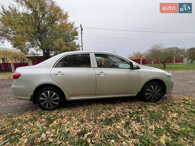 Сірий Тойота Королла, об'ємом двигуна 1.59 л та пробігом 217 тис. км за 8500 $, фото 6 на Automoto.ua