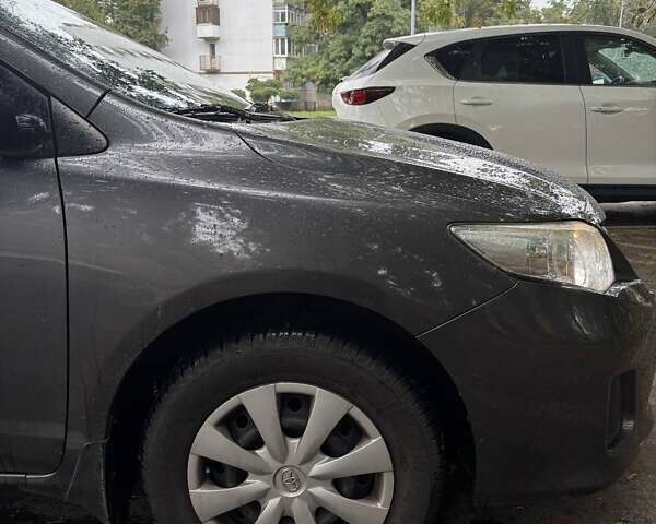 Сірий Тойота Королла, об'ємом двигуна 1.33 л та пробігом 260 тис. км за 6500 $, фото 3 на Automoto.ua