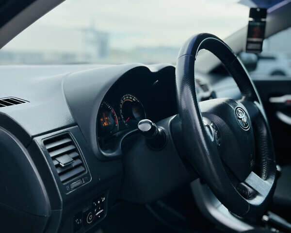 Серый Тойота Королла, объемом двигателя 1.6 л и пробегом 280 тыс. км за 7150 $, фото 25 на Automoto.ua