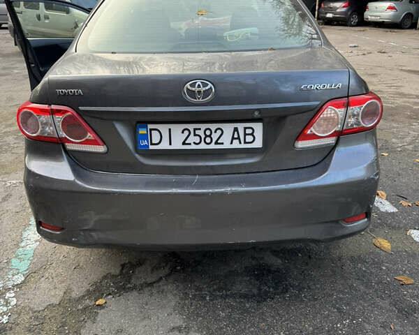 Сірий Тойота Королла, об'ємом двигуна 1.33 л та пробігом 258 тис. км за 4700 $, фото 7 на Automoto.ua