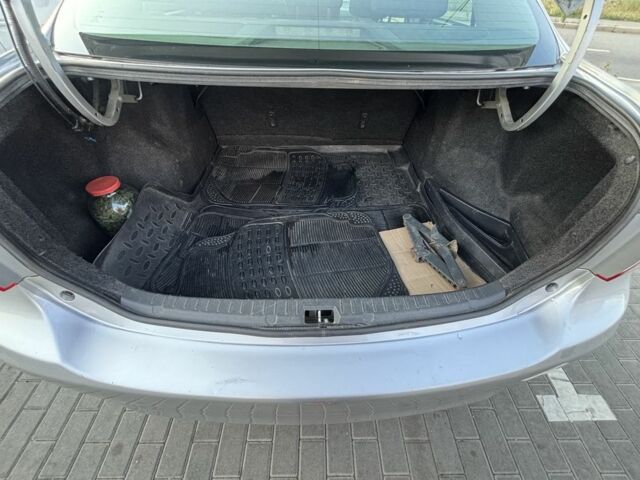 Серый Тойота Королла, объемом двигателя 1.3 л и пробегом 63 тыс. км за 9875 $, фото 6 на Automoto.ua