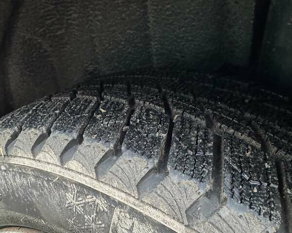 Серый Тойота Королла, объемом двигателя 1.6 л и пробегом 174 тыс. км за 10000 $, фото 20 на Automoto.ua