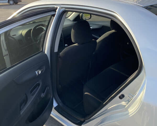 Серый Тойота Королла, объемом двигателя 1.33 л и пробегом 124 тыс. км за 8199 $, фото 16 на Automoto.ua