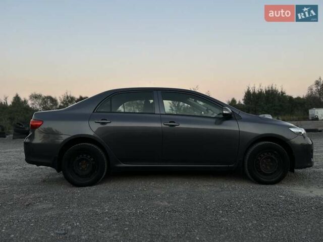 Сірий Тойота Королла, об'ємом двигуна 1.3 л та пробігом 140 тис. км за 7100 $, фото 7 на Automoto.ua