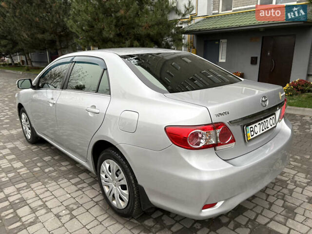 Сірий Тойота Королла, об'ємом двигуна 1.6 л та пробігом 85 тис. км за 12450 $, фото 1 на Automoto.ua