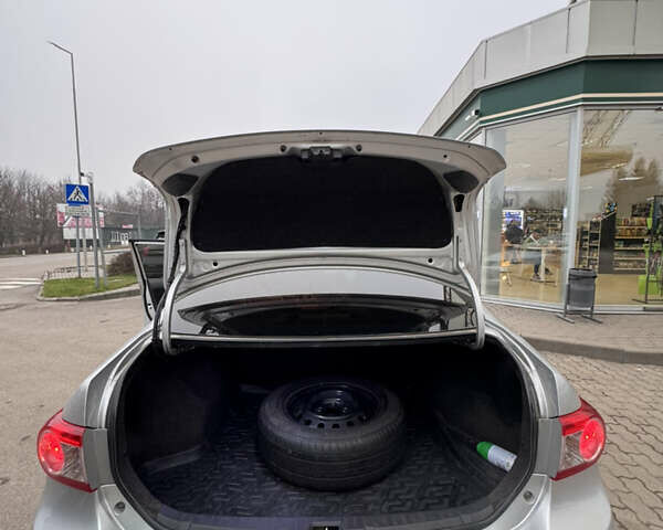 Сірий Тойота Королла, об'ємом двигуна 1.33 л та пробігом 149 тис. км за 7000 $, фото 17 на Automoto.ua