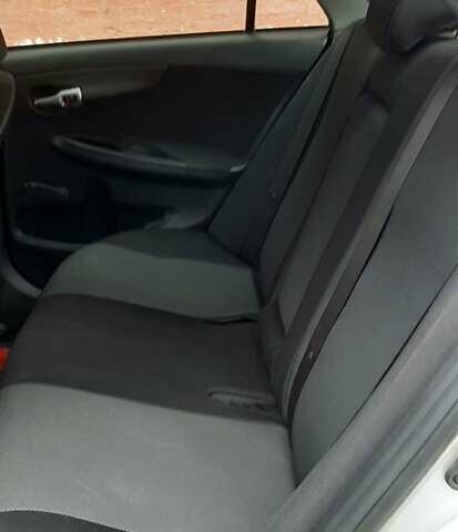 Серый Тойота Королла, объемом двигателя 1.33 л и пробегом 172 тыс. км за 7500 $, фото 2 на Automoto.ua