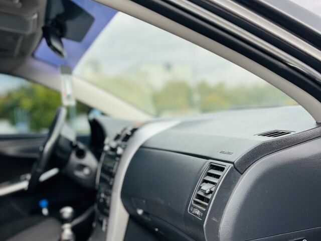 Серый Тойота Королла, объемом двигателя 1.6 л и пробегом 280 тыс. км за 7150 $, фото 18 на Automoto.ua