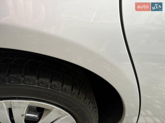 Сірий Тойота Королла, об'ємом двигуна 1.6 л та пробігом 85 тис. км за 12450 $, фото 13 на Automoto.ua