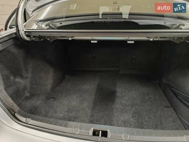 Сірий Тойота Королла, об'ємом двигуна 1.33 л та пробігом 147 тис. км за 9000 $, фото 14 на Automoto.ua