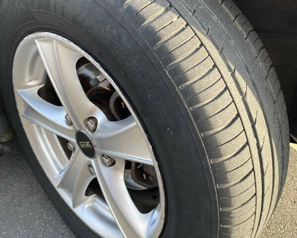 Серый Тойота Королла, объемом двигателя 1.33 л и пробегом 124 тыс. км за 8199 $, фото 22 на Automoto.ua