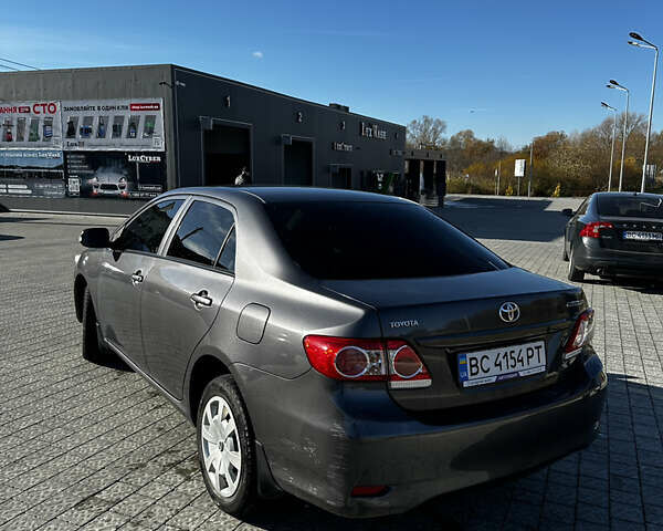 Серый Тойота Королла, объемом двигателя 1.6 л и пробегом 173 тыс. км за 8500 $, фото 5 на Automoto.ua