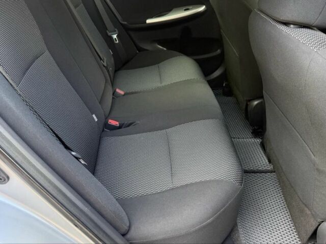 Серый Тойота Королла, объемом двигателя 1.6 л и пробегом 83 тыс. км за 10800 $, фото 20 на Automoto.ua