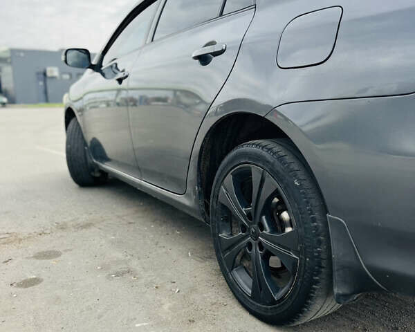 Серый Тойота Королла, объемом двигателя 1.6 л и пробегом 280 тыс. км за 7150 $, фото 18 на Automoto.ua