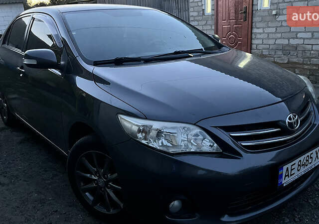 Сірий Тойота Королла, об'ємом двигуна 1.6 л та пробігом 240 тис. км за 9200 $, фото 19 на Automoto.ua