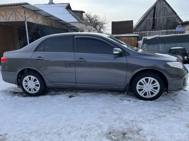 Серый Тойота Королла, объемом двигателя 1.6 л и пробегом 240 тыс. км за 9200 $, фото 19 на Automoto.ua