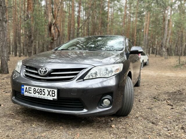 Серый Тойота Королла, объемом двигателя 1.6 л и пробегом 240 тыс. км за 9200 $, фото 2 на Automoto.ua