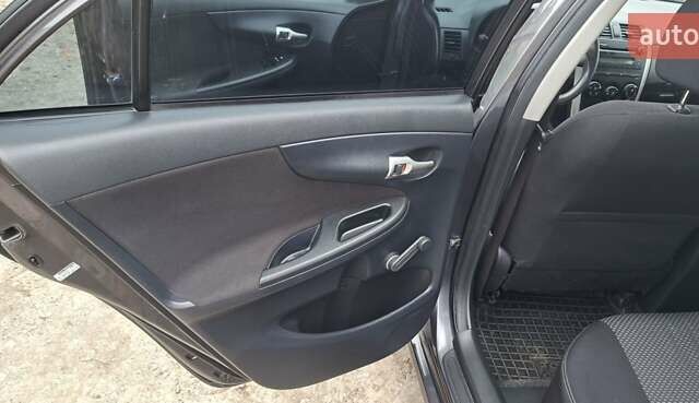 Серый Тойота Королла, объемом двигателя 1.4 л и пробегом 202 тыс. км за 7700 $, фото 19 на Automoto.ua